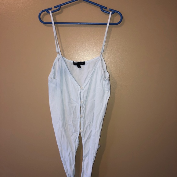 Kendal and Kylie Crop Top - Picture 3 of 6